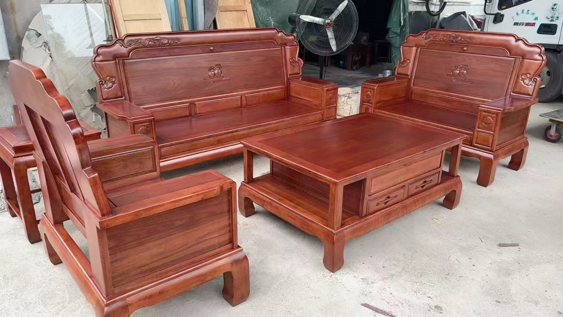 1754193788233167.jpg ec83584cb1d3a05d424a6e859e153b2.jpg